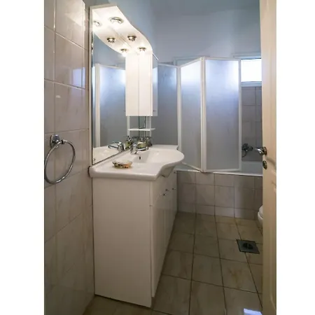 Melissa Vila Poros (Kefalonia)